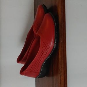 NWOT Clarks Collection Cora Iris Slip On Red Leather Shoes